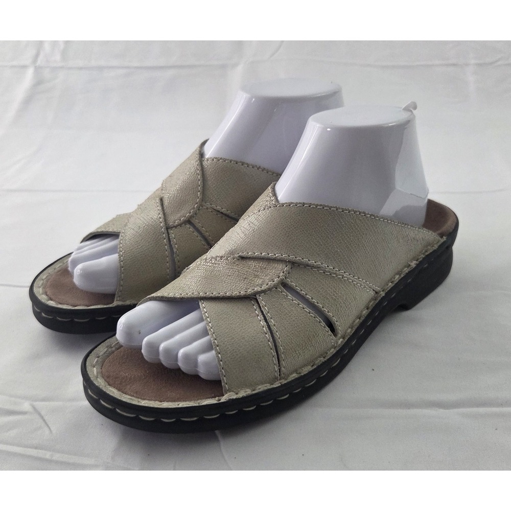 Clarks Sandals Womens 8 M Beige Leather Slide Comfort Coastal Grandmother
